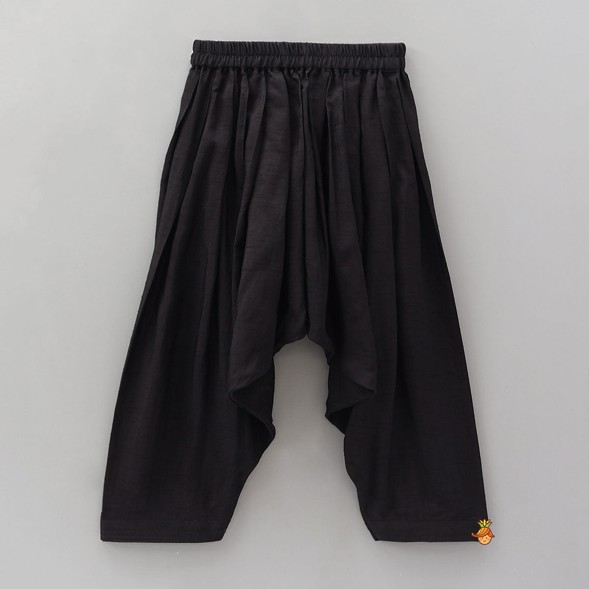 Pre Order: Collar Neck Kurta With Thread Embroidered Jacket And Patiala