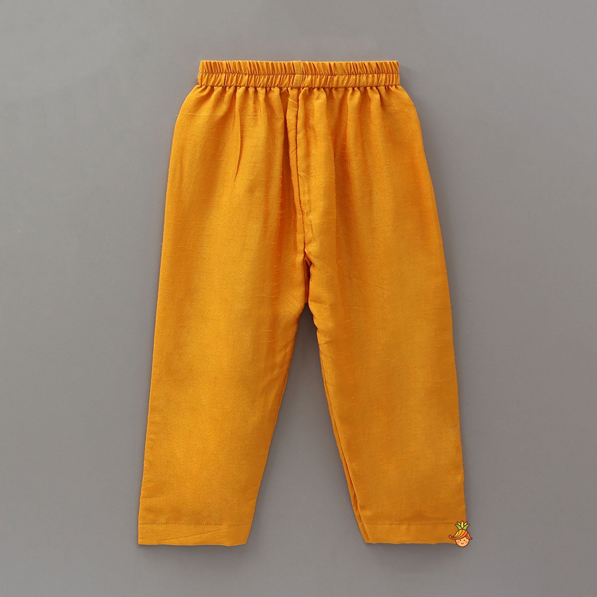 Pre Order: Elegant Kurta With Brocade Jacket And Pyjama