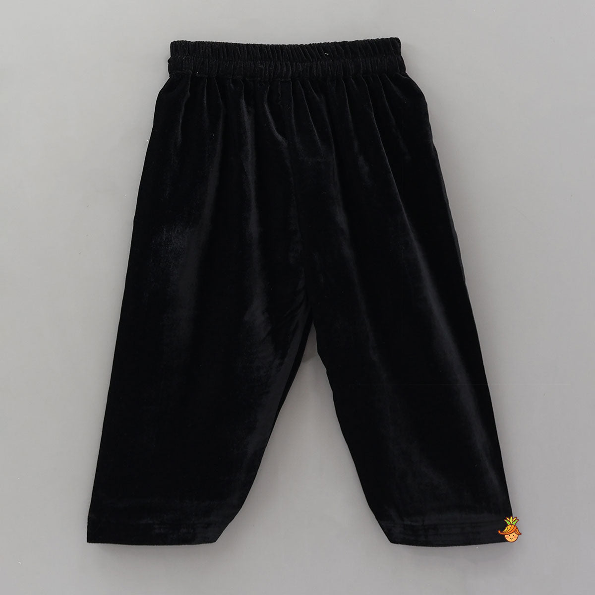 Contrasting Floral Embroidered Kurta And Pyjama