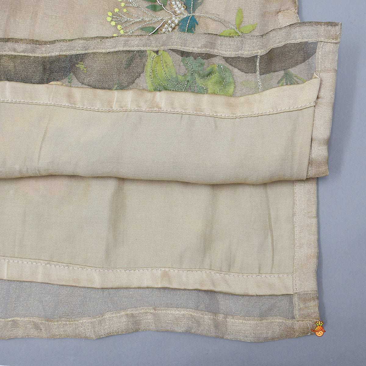 Pre Order: Elegant Hand-Painted Ethnic Kurta And Pyjama