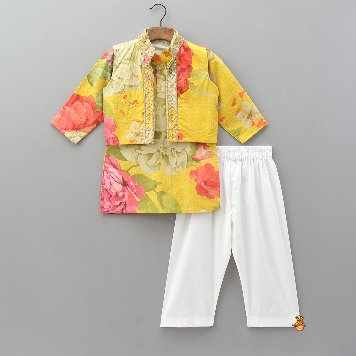 Pre Order: Floral Printed Kurta With Cut Dana Embroidered Jacket And Pyjama