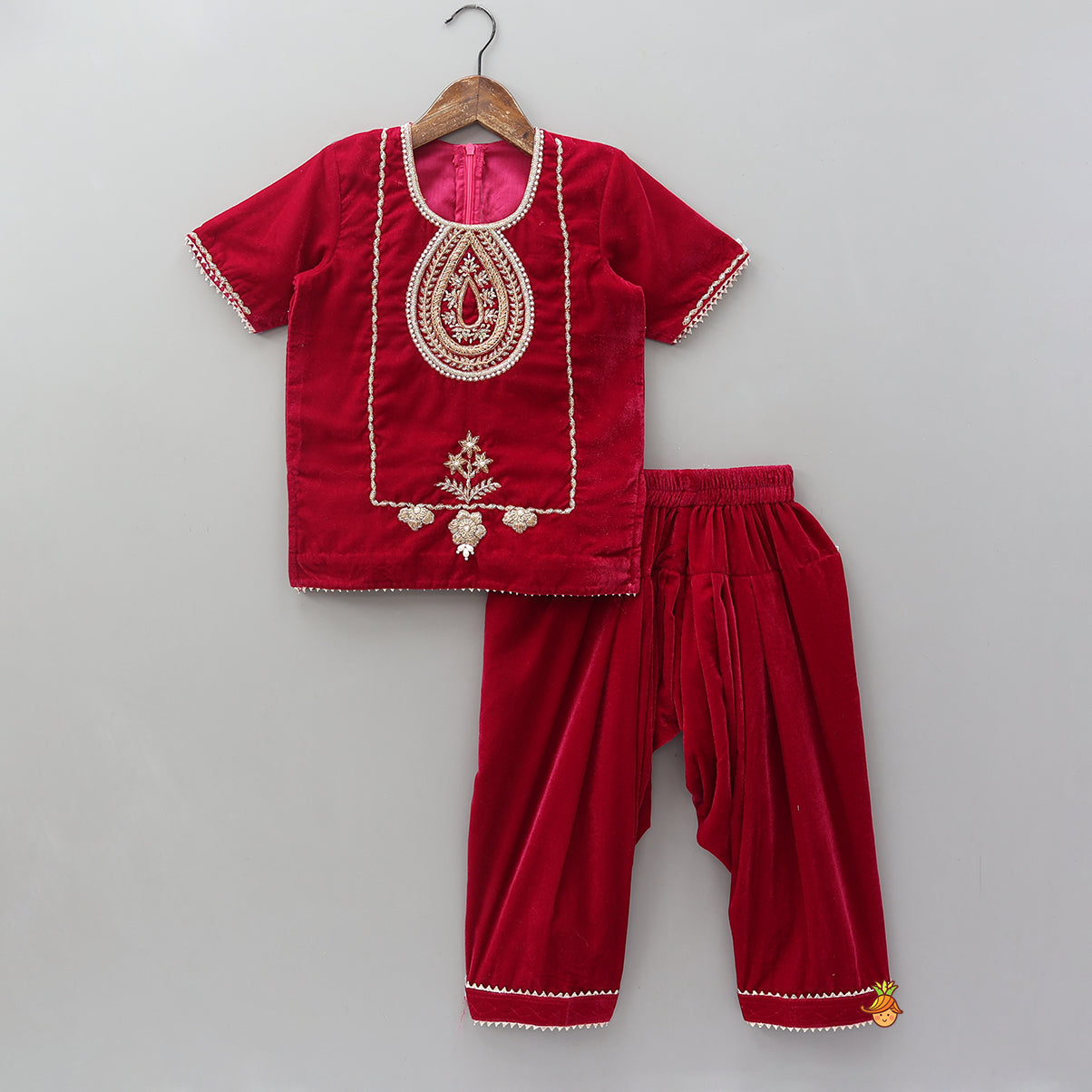 Pre Order: Hand Embroidered Kurti And Salwar With Contrasting Dupatta