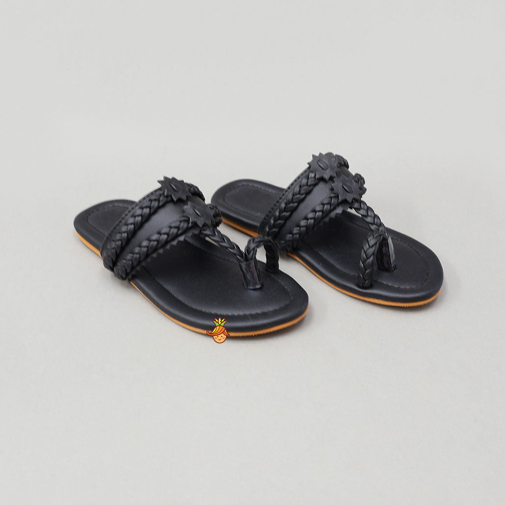 Elegant Toe-Ring Kolhapuri Flats With Braided Detailing