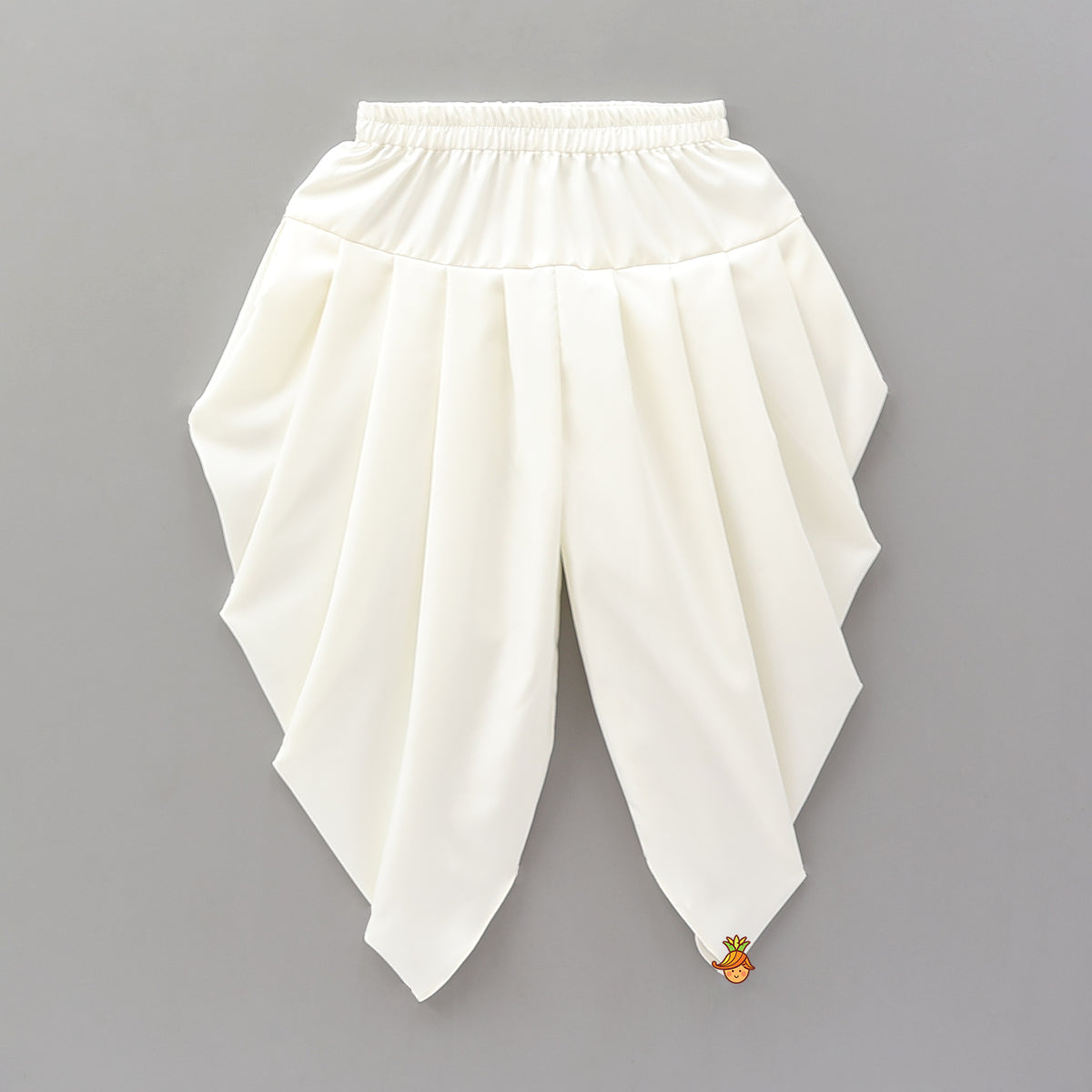 Pre Order: Bird Motif Detailed Shimmery Kurta And Dhoti