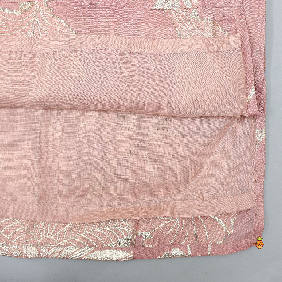 Pre Order: Bird Motif Detailed Shimmery Kurta And Dhoti