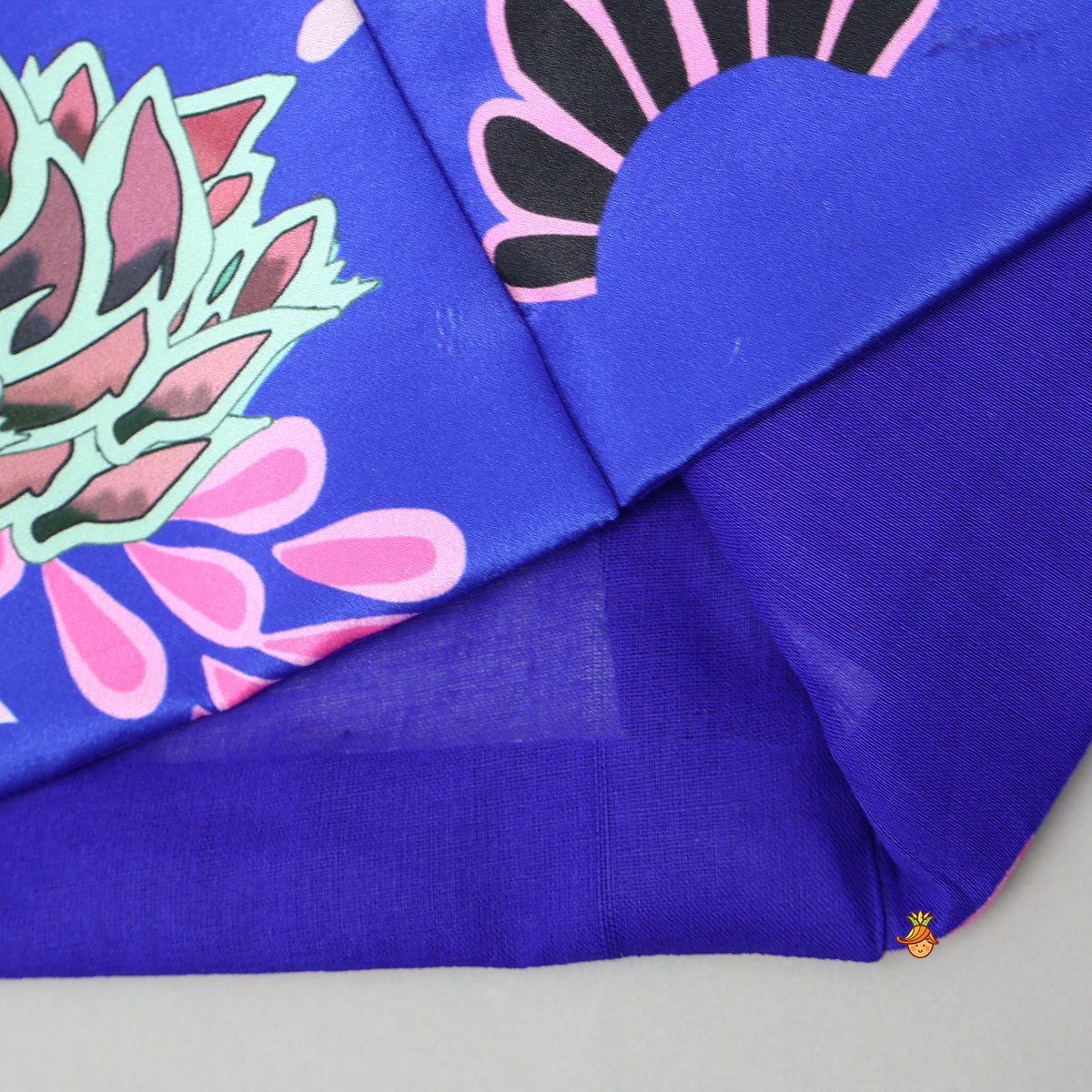 Charming Printed Kurta With Pocket Detail Jacket And Pyjama