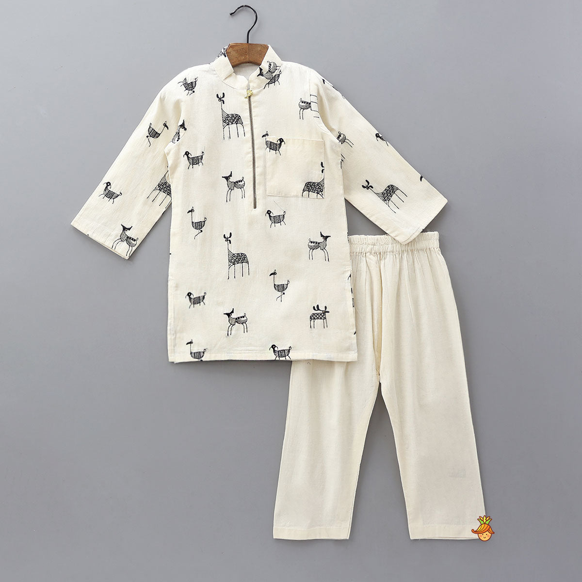 Pre Order: Patch Pocket Detail Embroidered Kurta And Pyjama