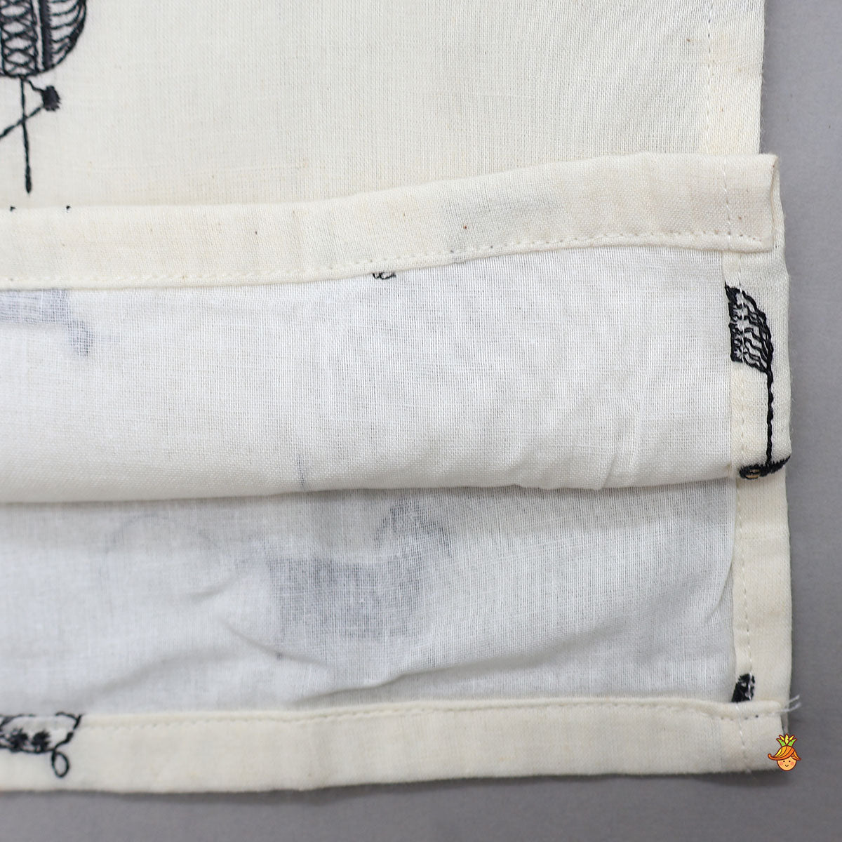 Pre Order: Patch Pocket Detail Embroidered Kurta And Pyjama