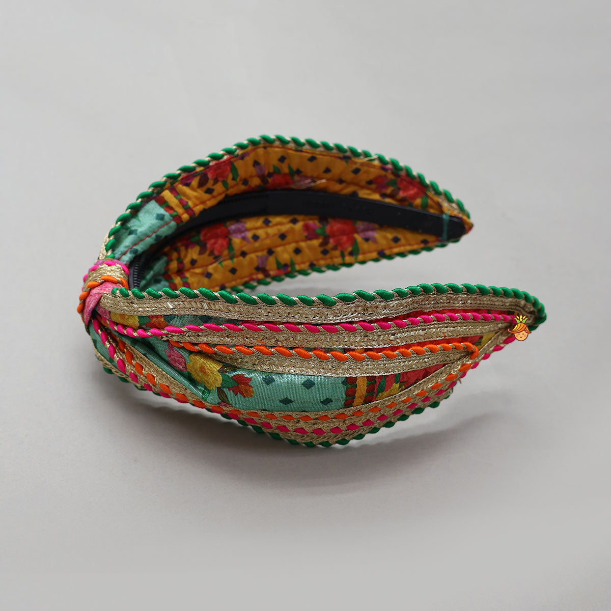 Elegant Multicolour Printed Sleeveless Dress With Attached Bag And Matching Hairband