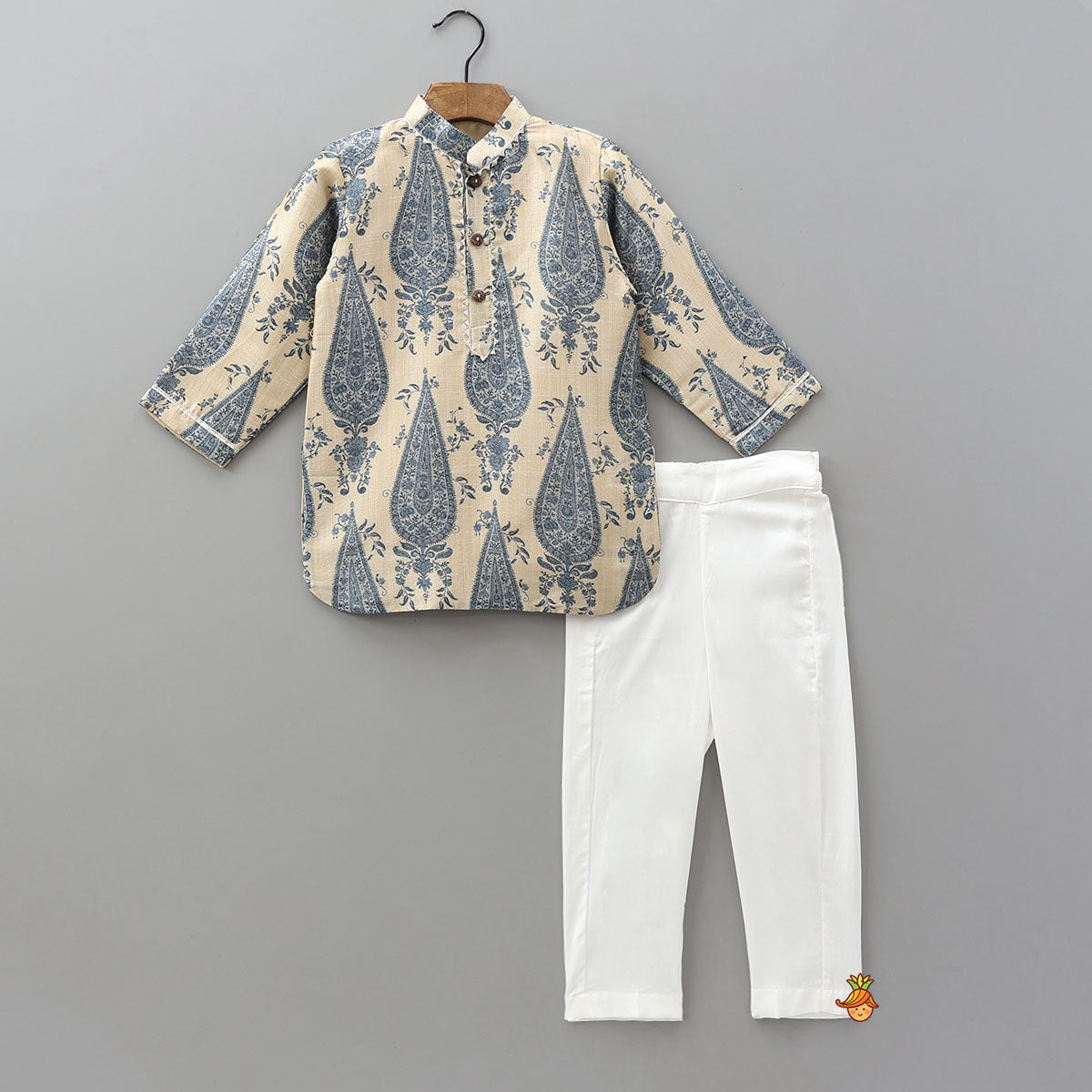 Pre Order: Curved Hem Kurta With Printed Jacket And Pyjama