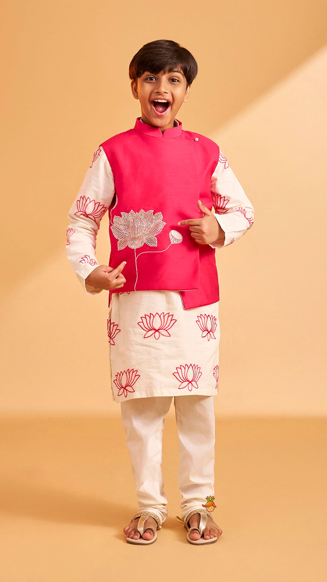 Pre Order: Lotus Motif Embroidered Kurta With Contrasting Jacket And Churidar
