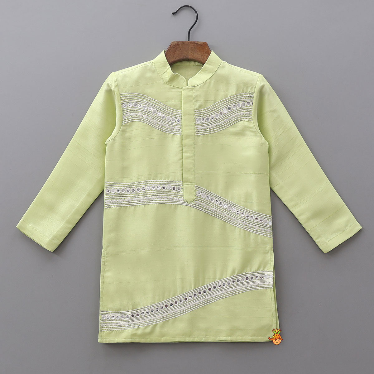 Pre Order: Beautiful Hand-Embroidered Kurta And Pyjama