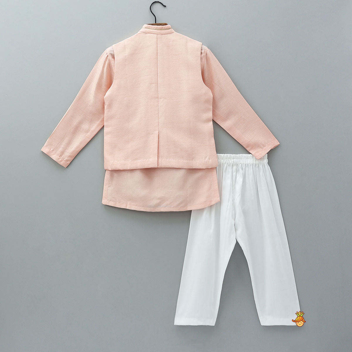 Ethnic Kurta With Jungle-Themed Embroidered Jacket And Pyjama