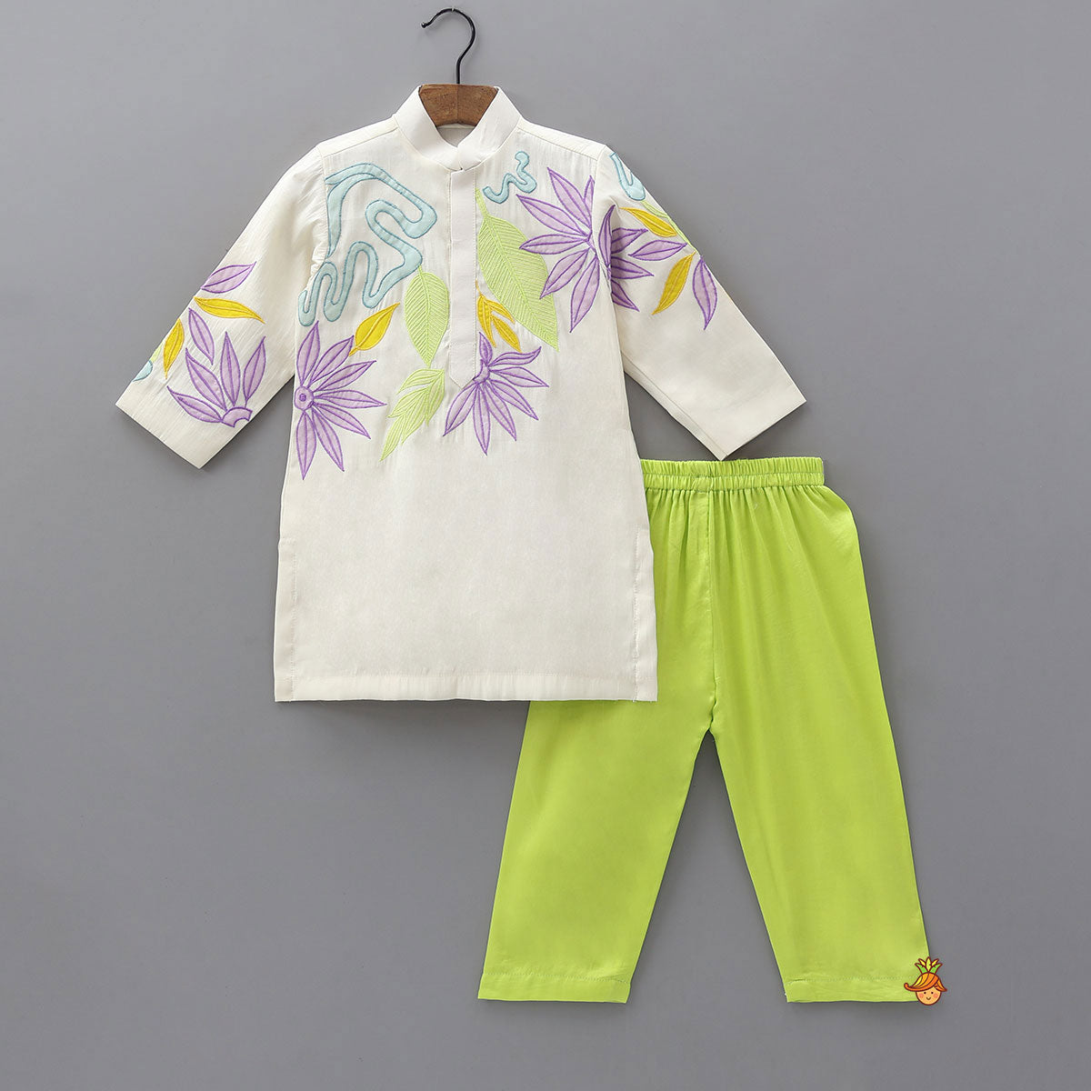 Pre Order: Beautiful Applique Work Kurta With Contrasting Pyjama