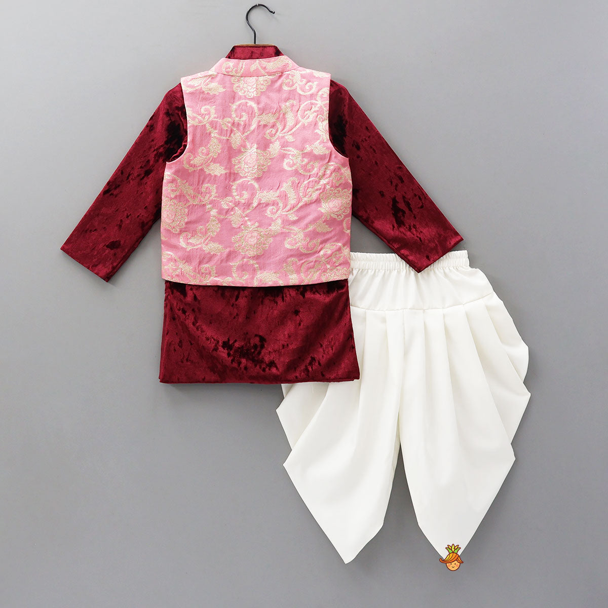 Pre Order: Potli Button Detail Kurta With Open Jacket And Dhoti