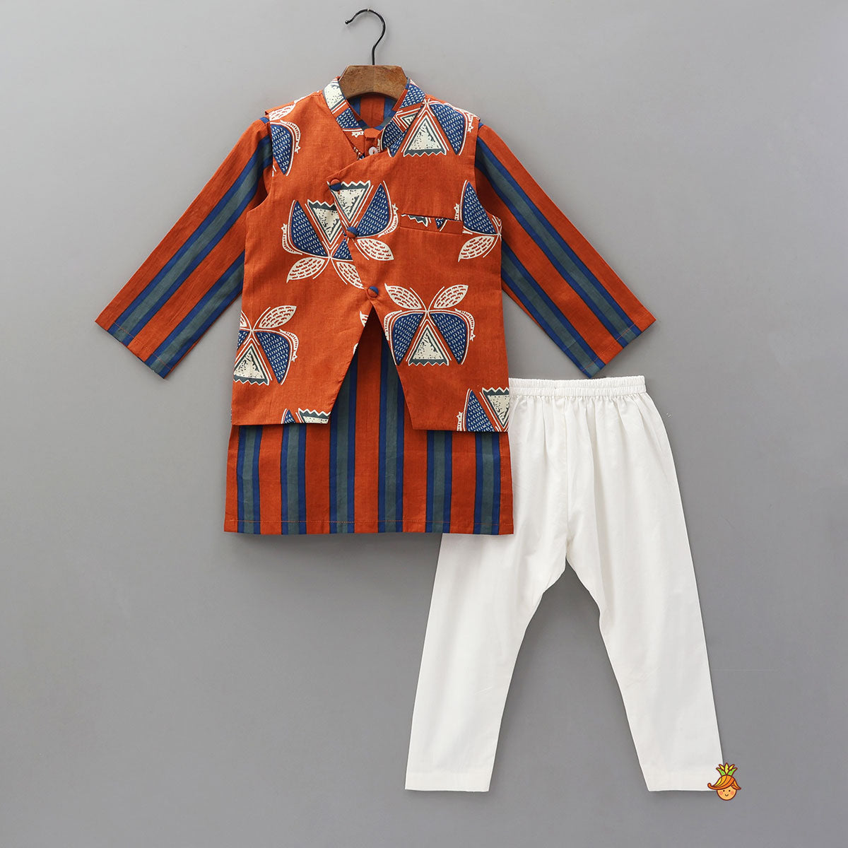 Pre Order: Vertical Striped Ethnic Kurta With Printed Jacket And Pyjama