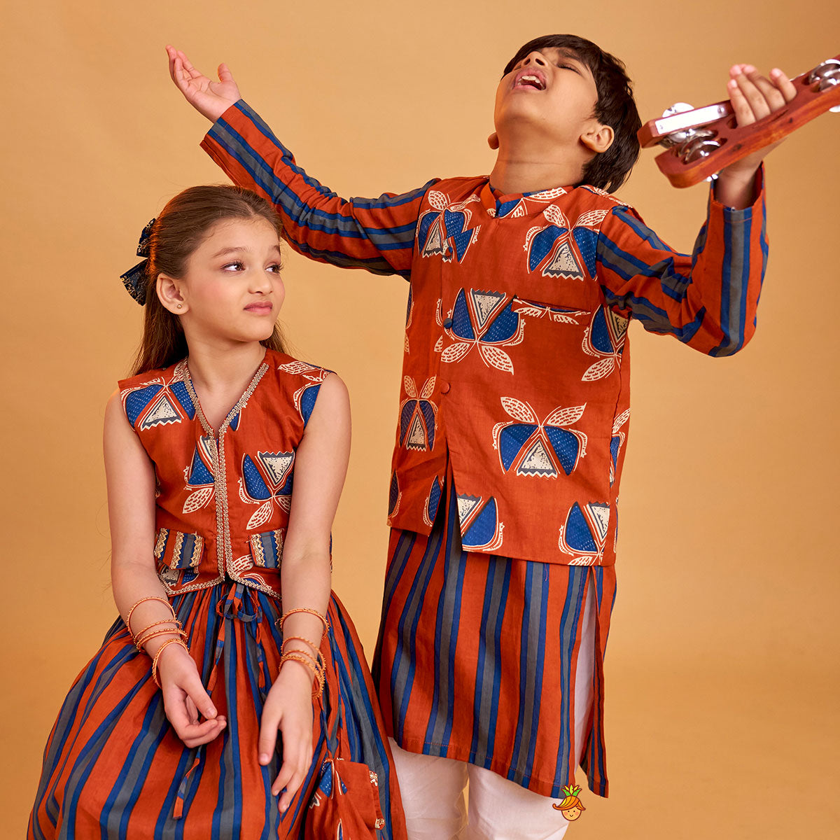 Faux Pocket Printed Top And Striped Lehenga twinning model image 3