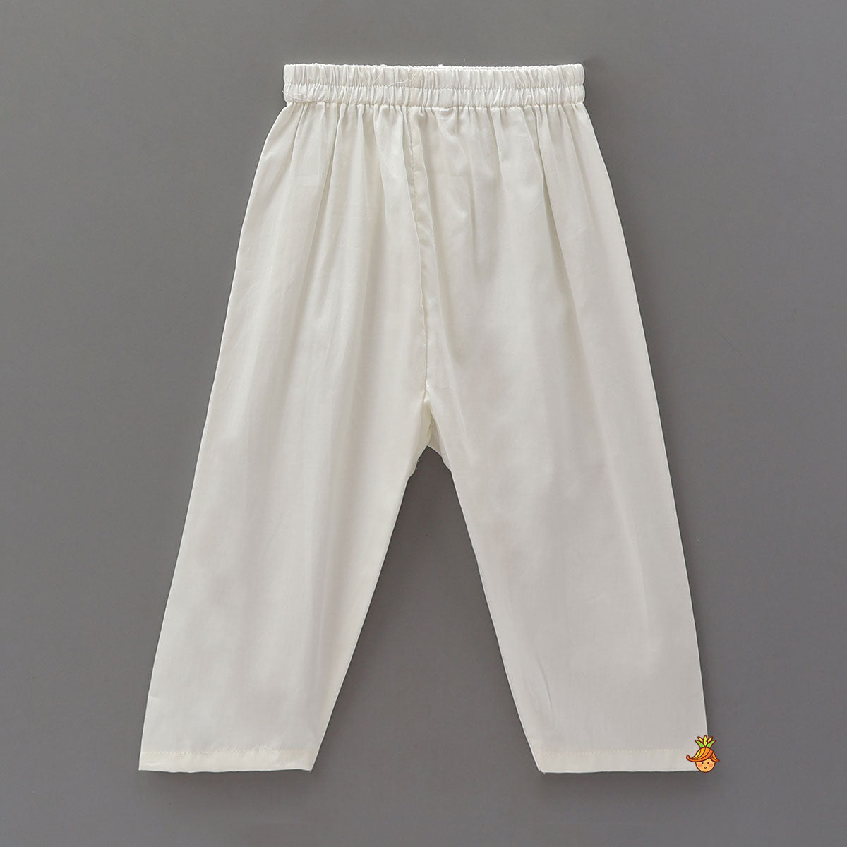 Pre Order: Front Placket Printed Ethnic Kurta And Pyjama