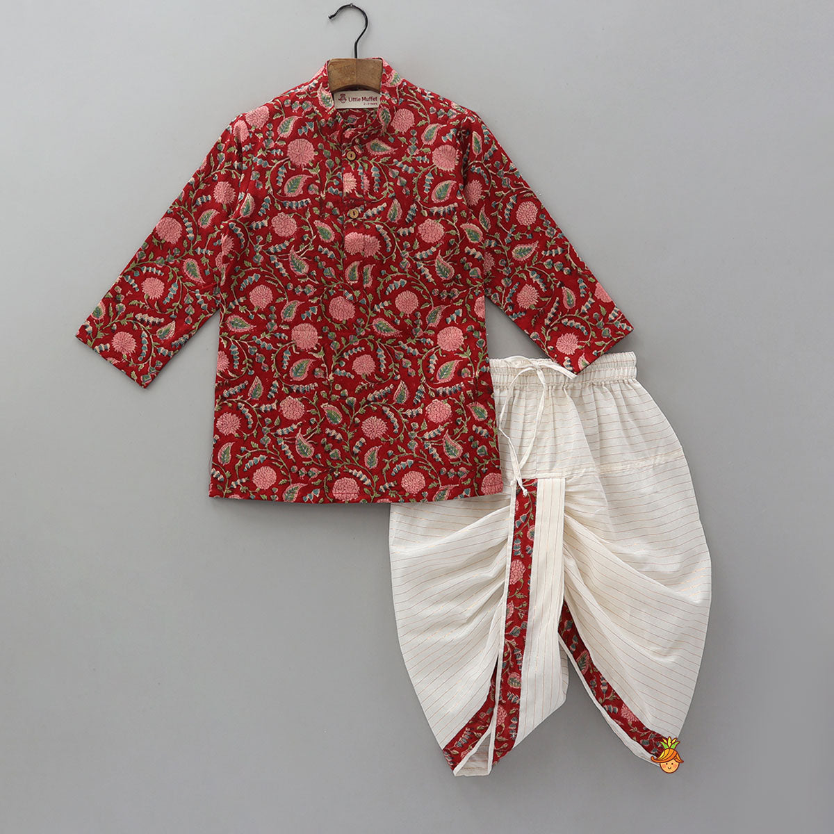Pre Order: Ethnic Kurta With Loop Buttons Detail Jacket And Dhoti