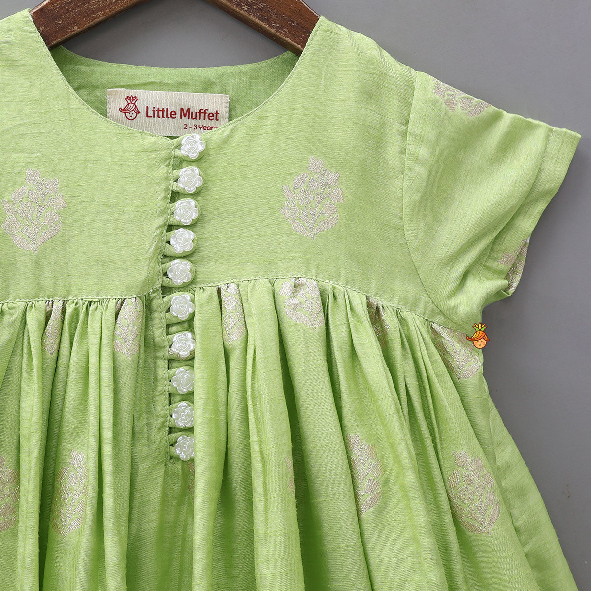 Loop Floral Button-Detail Kurti With Scalloped Hem