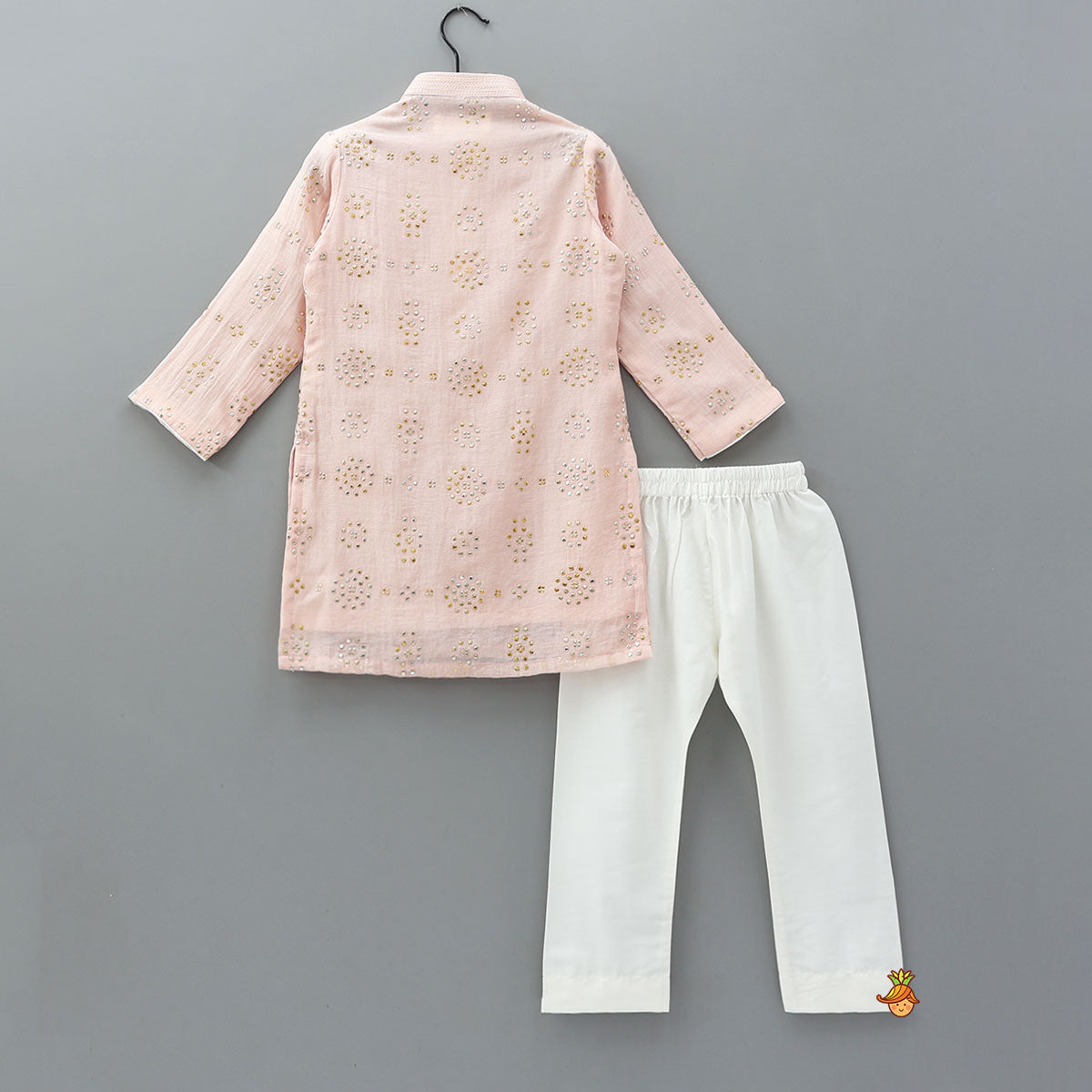 Pre Order: Ethnic Chanderi Kurta And Pyjama
