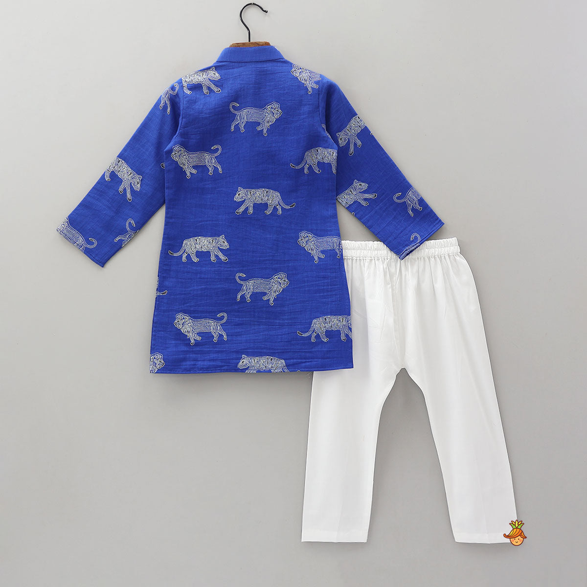 Pre Order: Printed Elegant Kurta And Pyjama