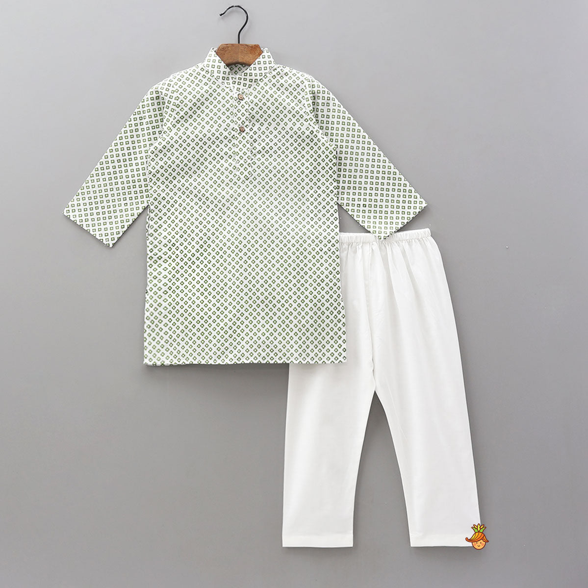 Tiny Flower Printed Kurta And Pyjama