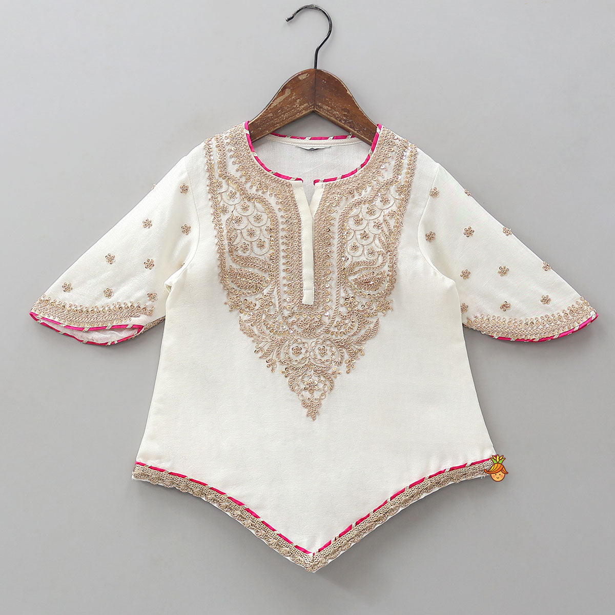 Pre Order: Stylish Sleeves Embroidered Kurti And Sharara With Contrasting Dupatta