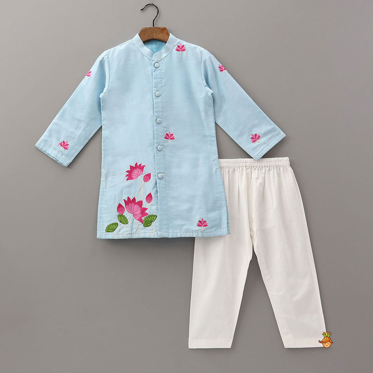 Pre Order: Floral Embroidered Cotton Kurta And Pyjama