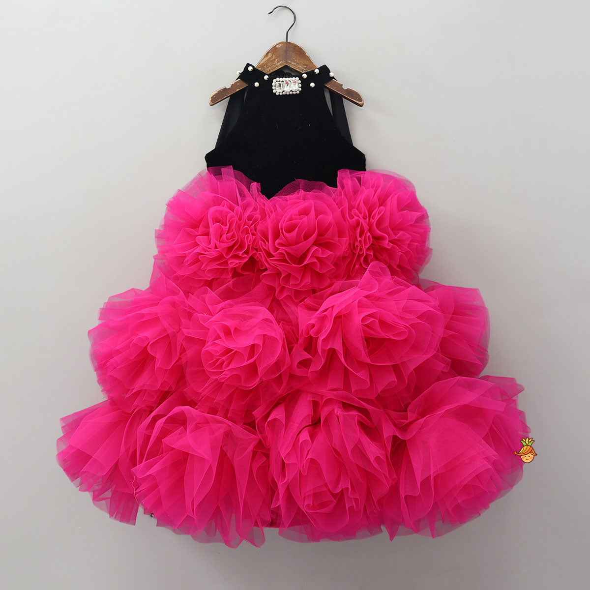 Gorgeous Net Gown With Coordinated Hand Gloves