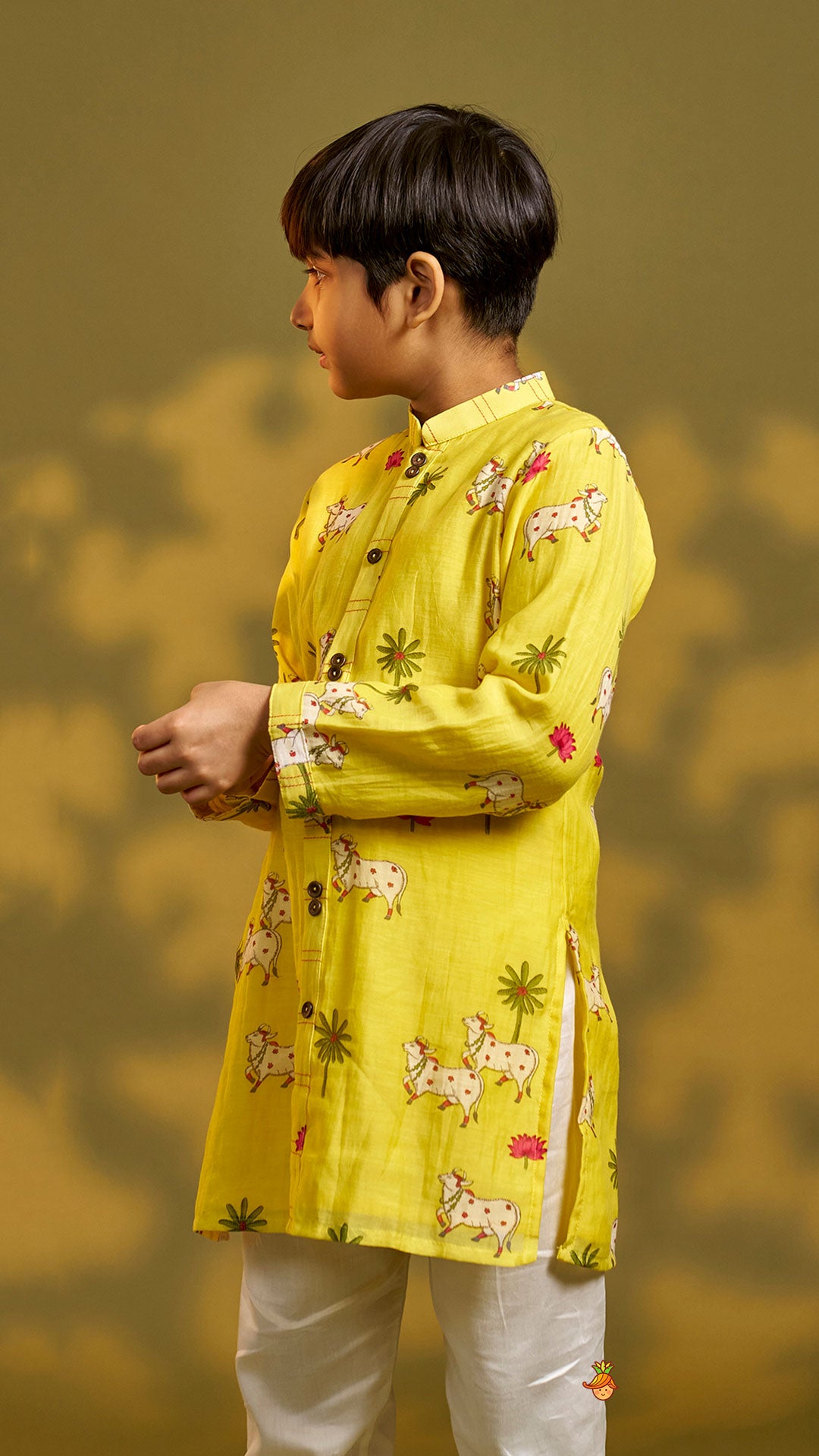 Pre Order: Front-Open Printed Ethnic Kurta With Pyjama