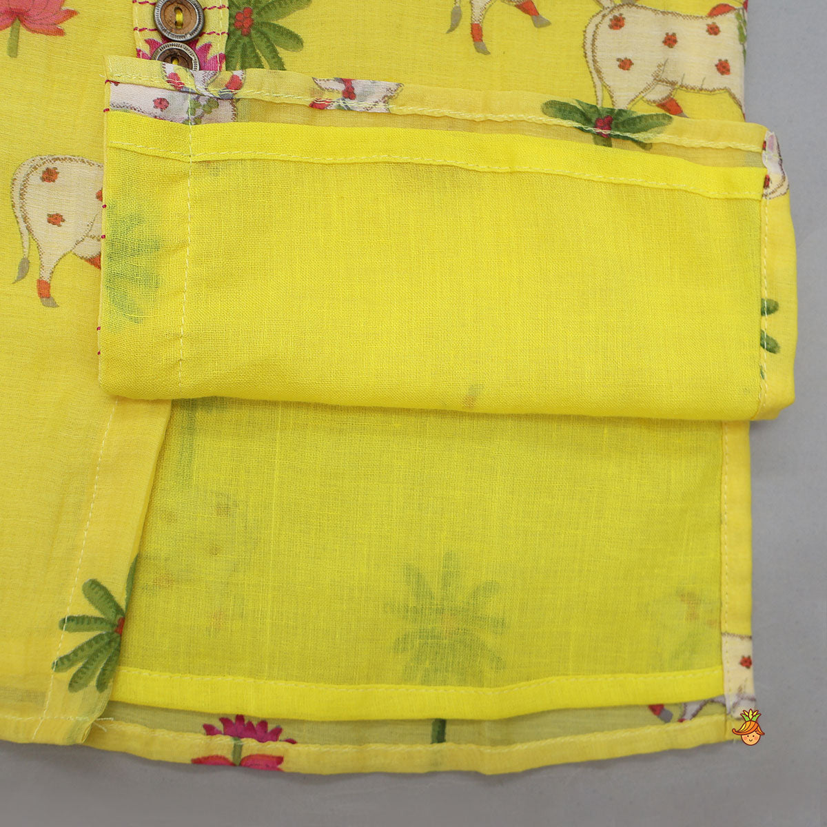 Pre Order: Front-Open Printed Ethnic Kurta With Pyjama