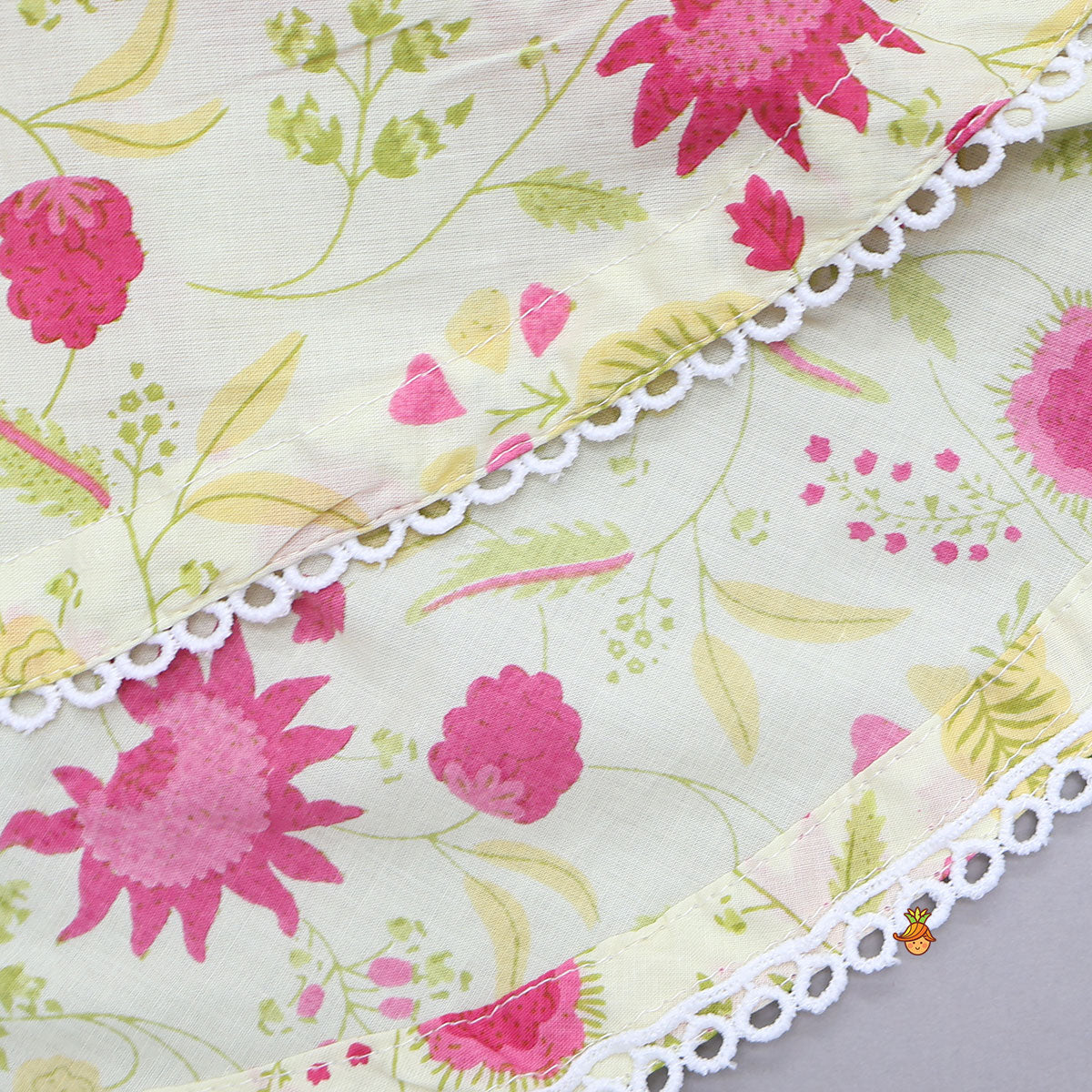 Sleeveless Printed Kurti And Flared Palazzo With Net Dupatta