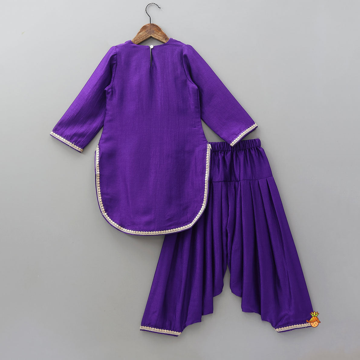 V Neck Curved Hem Kurti And Patiala With Matching Dupatta