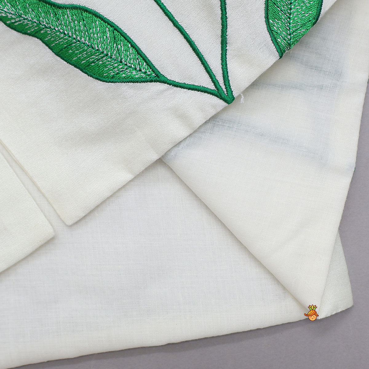 Pre Order: Ethnic Kurta With Beautifully Embroidered Jacket And Pyjama