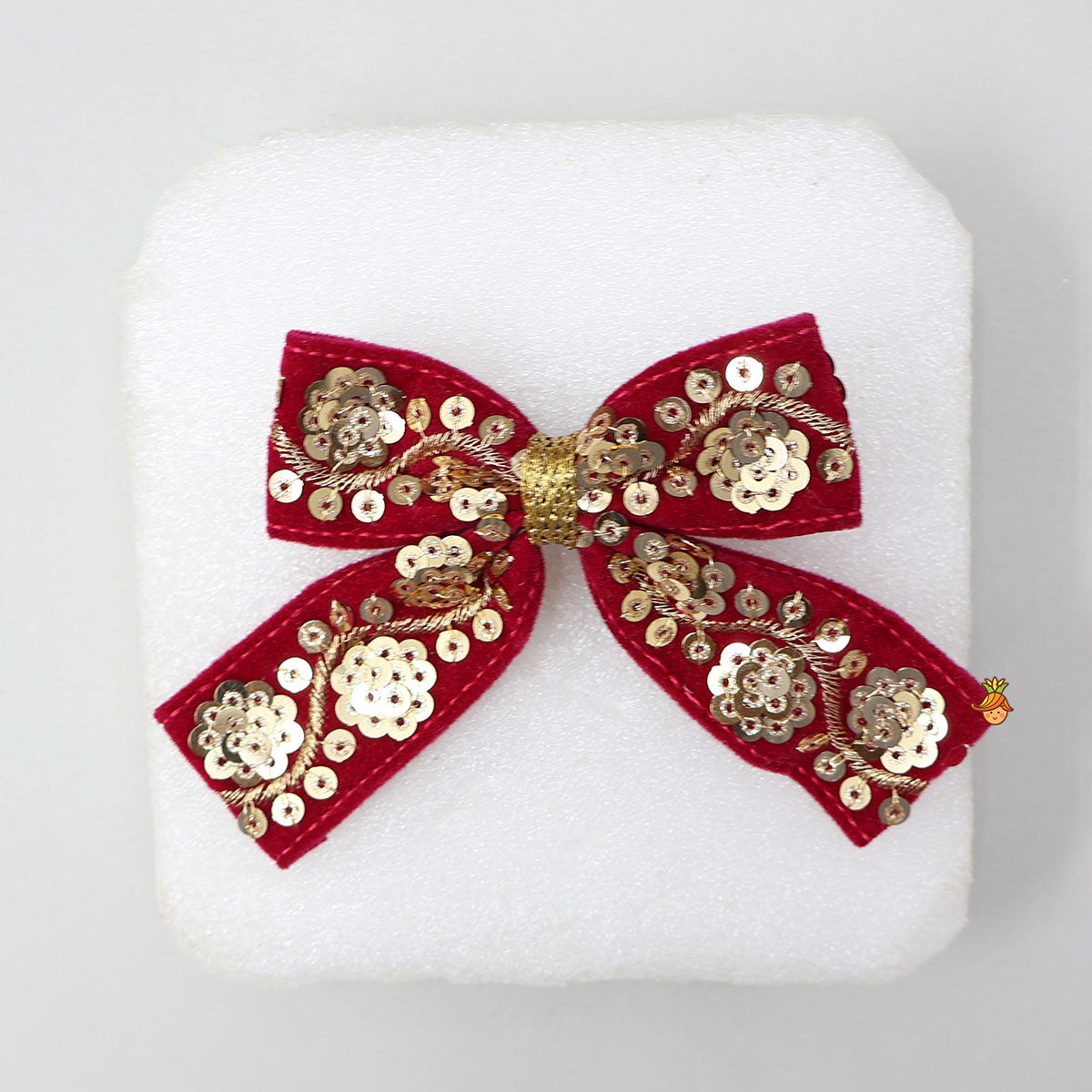 Intricately Sequins Embroidered Velvet Hair Clip