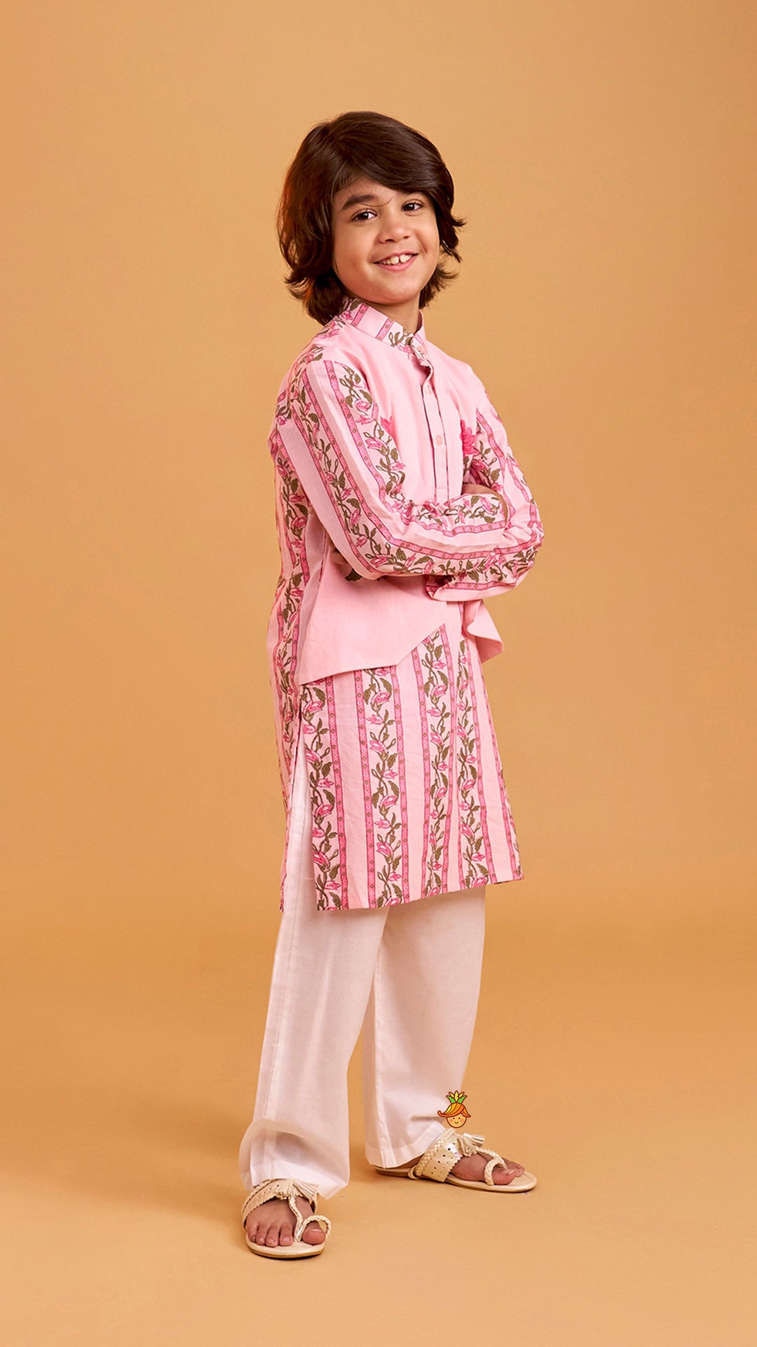 Floral Printed Flap Detail Kurta And Pyjama