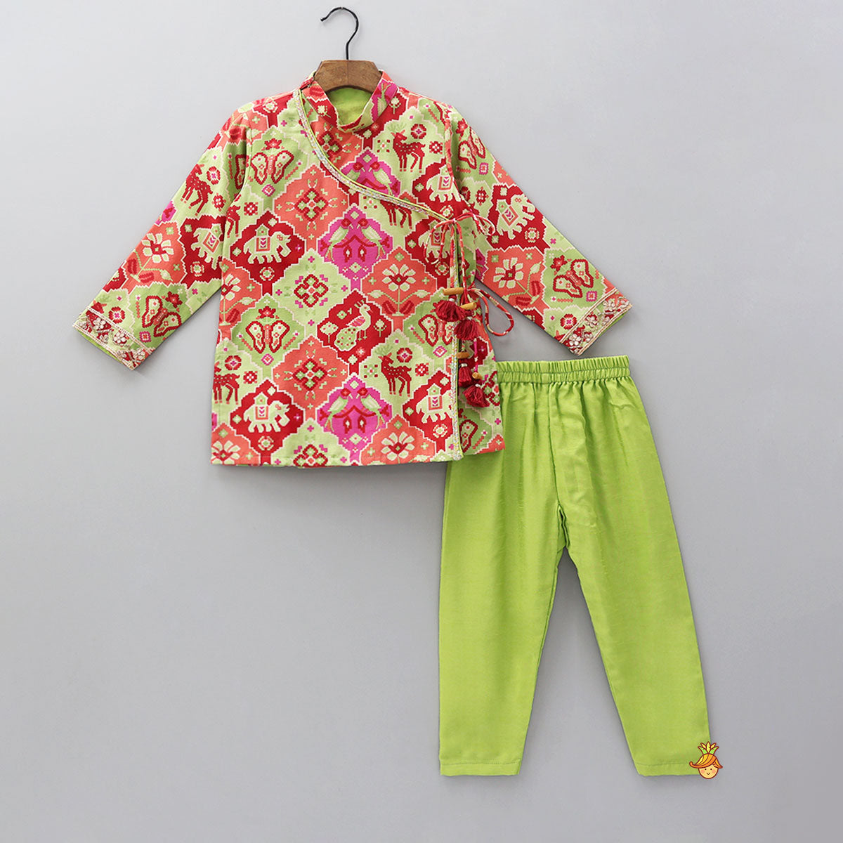 Pre Order: Patola Inspired Printed Kurta And Pyjama