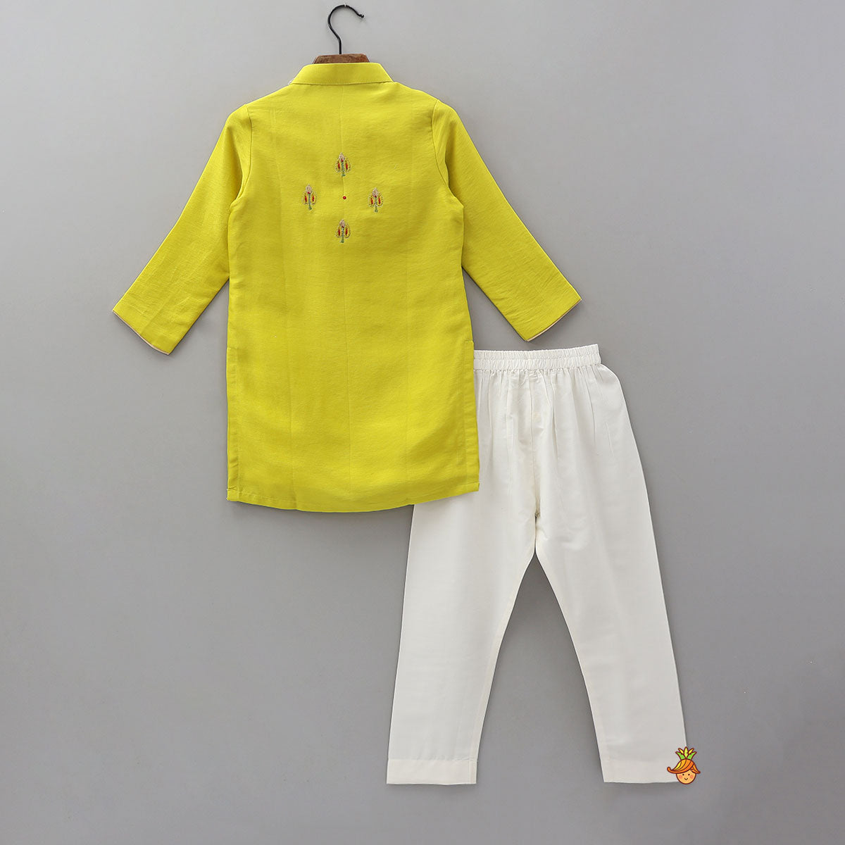 Pre Order: Booti Work Kurta And Pyjama