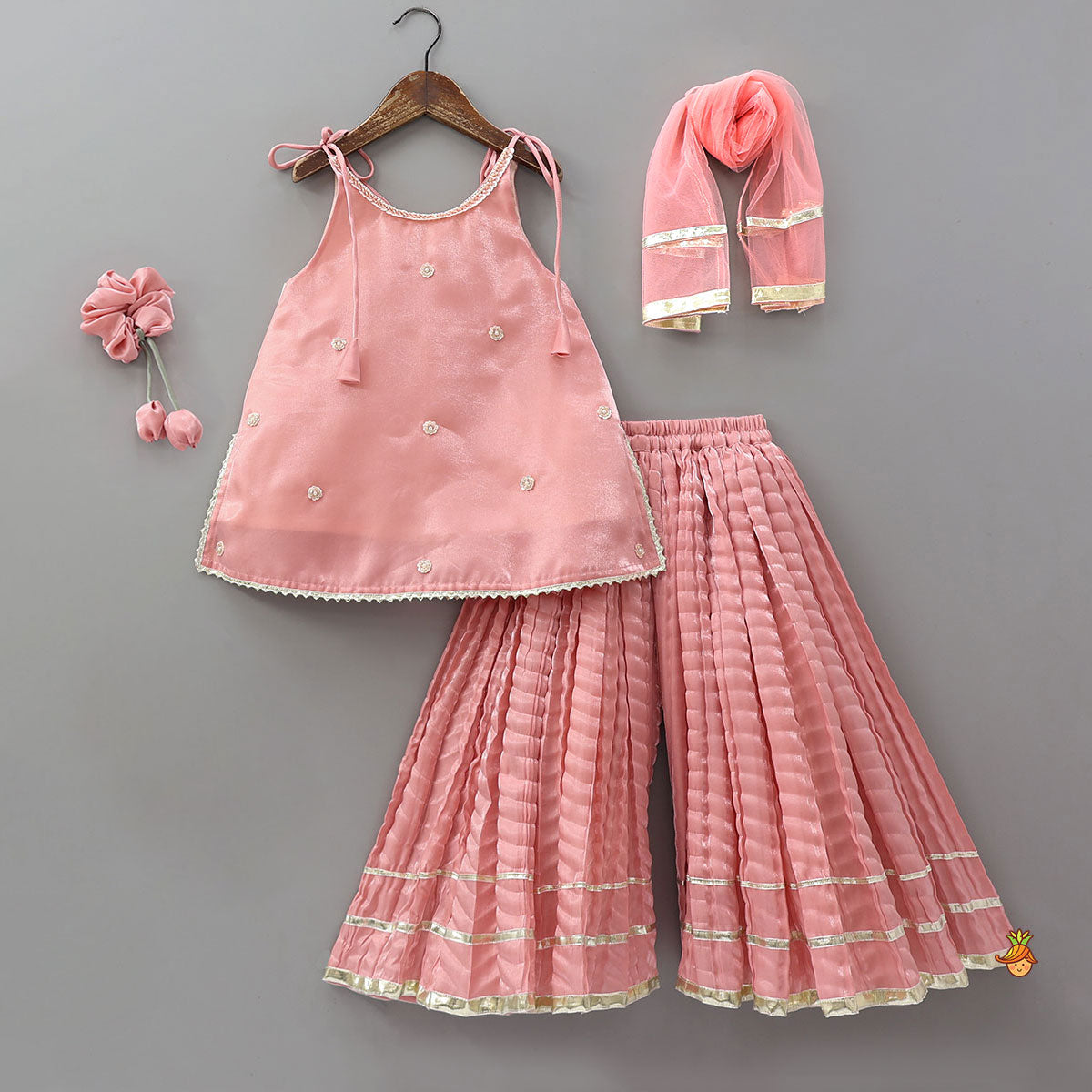Pre Order: Sleeveless Kurti And Crushed Palazzo With Dupatta And Hair Tie