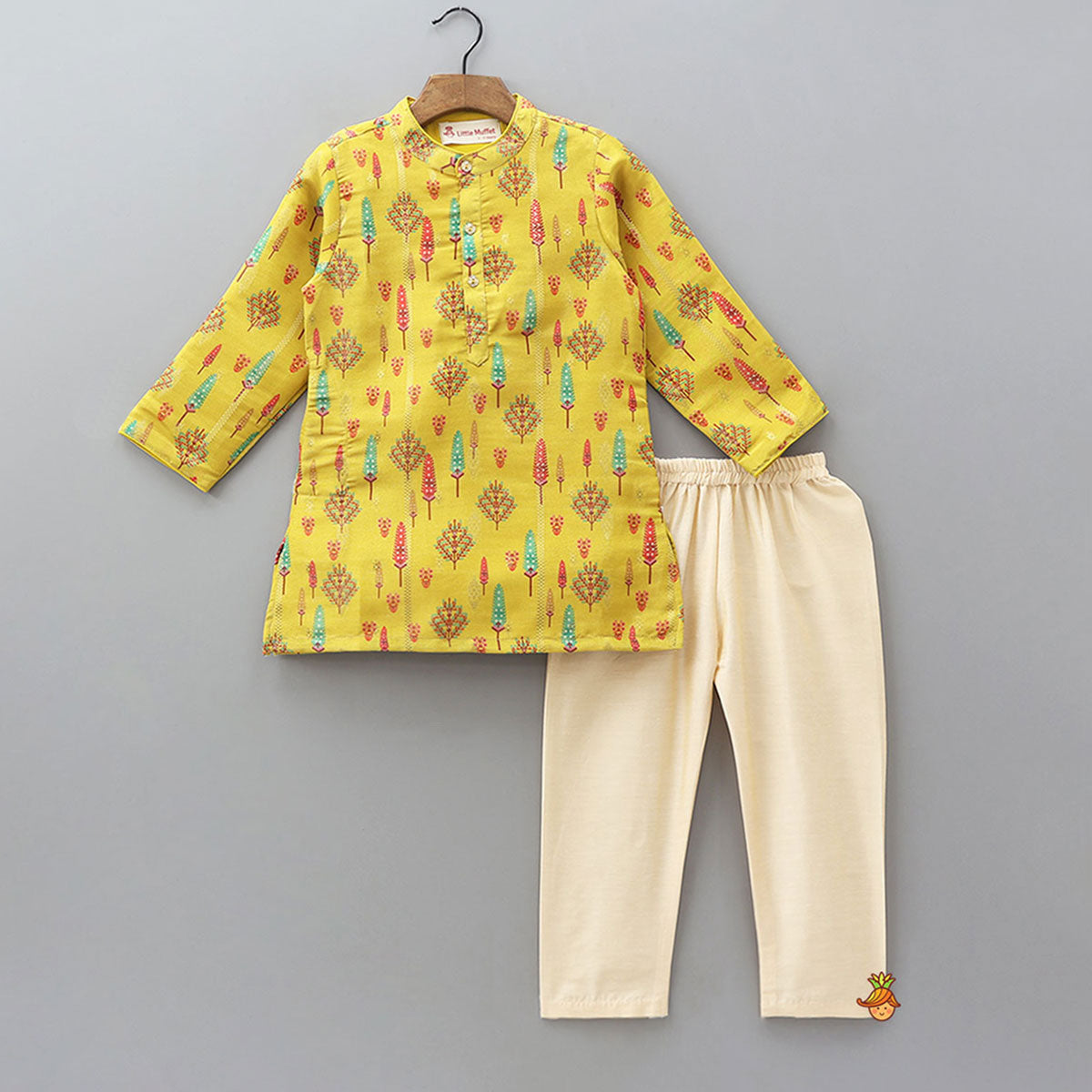 Printed Shimmery Kurta And Pyjama
