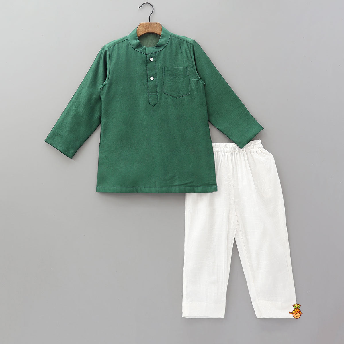 Bandhani Printed Kurta With Jacket And Pyjama