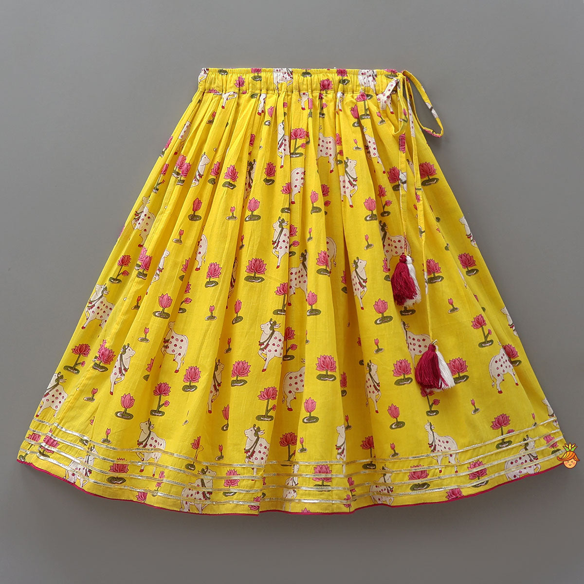 Elasticated Sleeves Top And Lehenga With Contrasting Dupatta