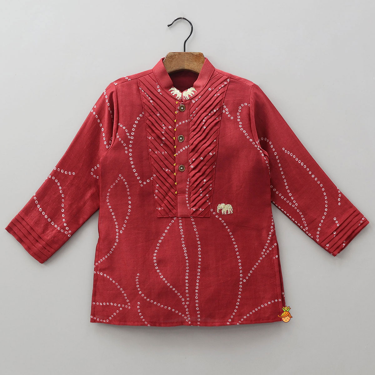 Pre Order: Pin-Tuck Detailed Yoke Ethnic Kurta And Pyjama