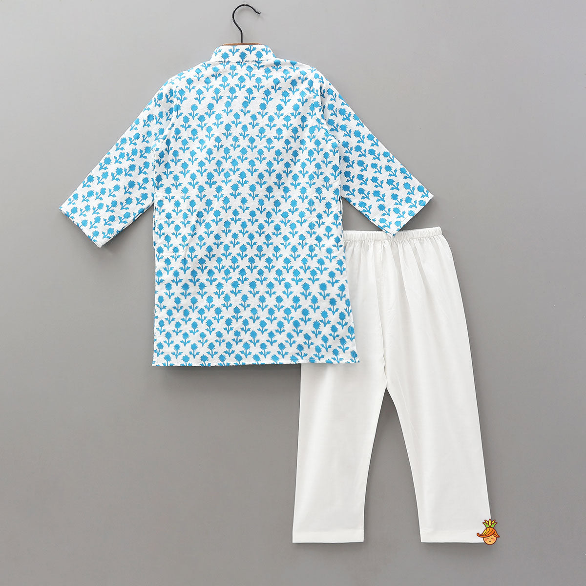 Floral Printed Kurta And Pyjama