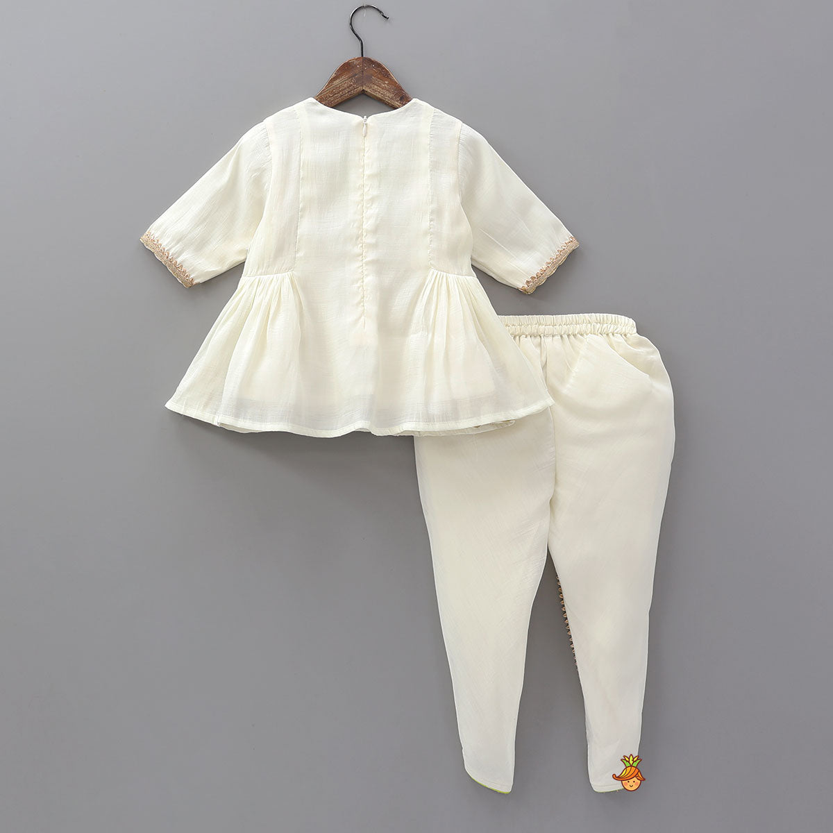 Pre Order: Side Pleated Top And Dhoti