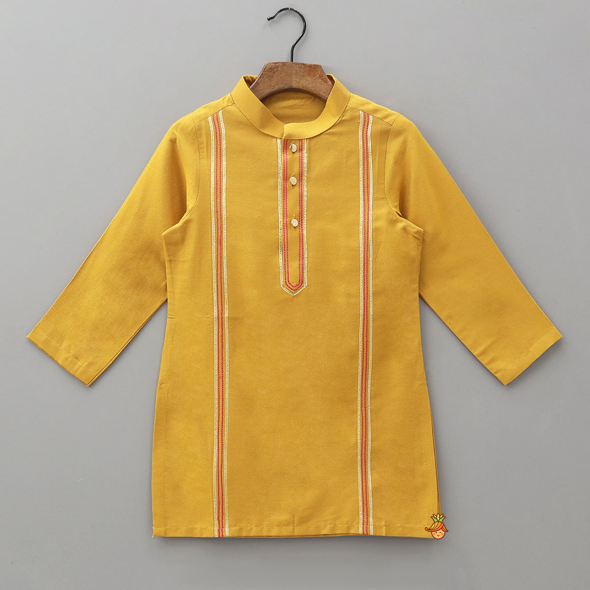 Pre Order: Ethnic Kurta With Striped Jacket And Pyjama