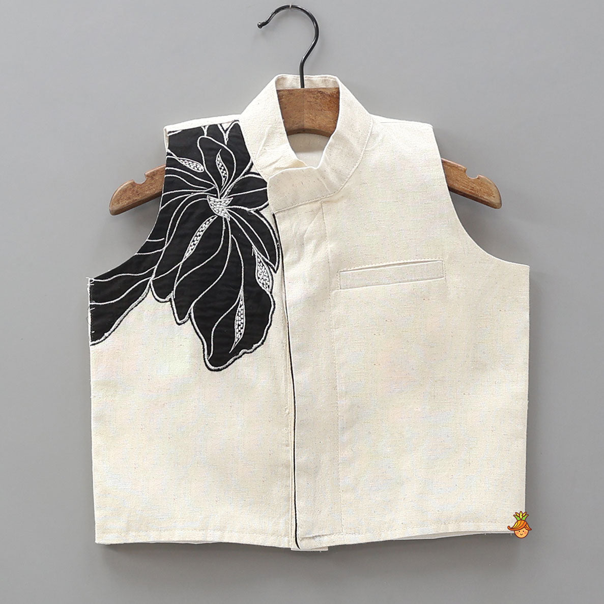 Pre Order: Elegant Kurta With Floral Applique Jacket And Pyjama