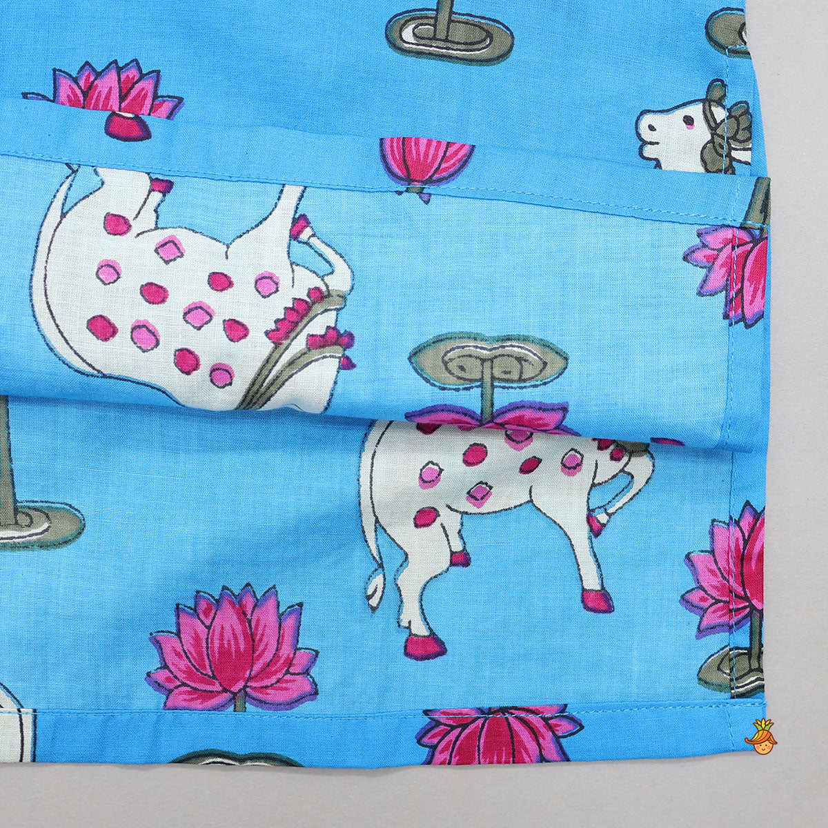 Beautifully Printed Ethnic Kurta And Dhoti