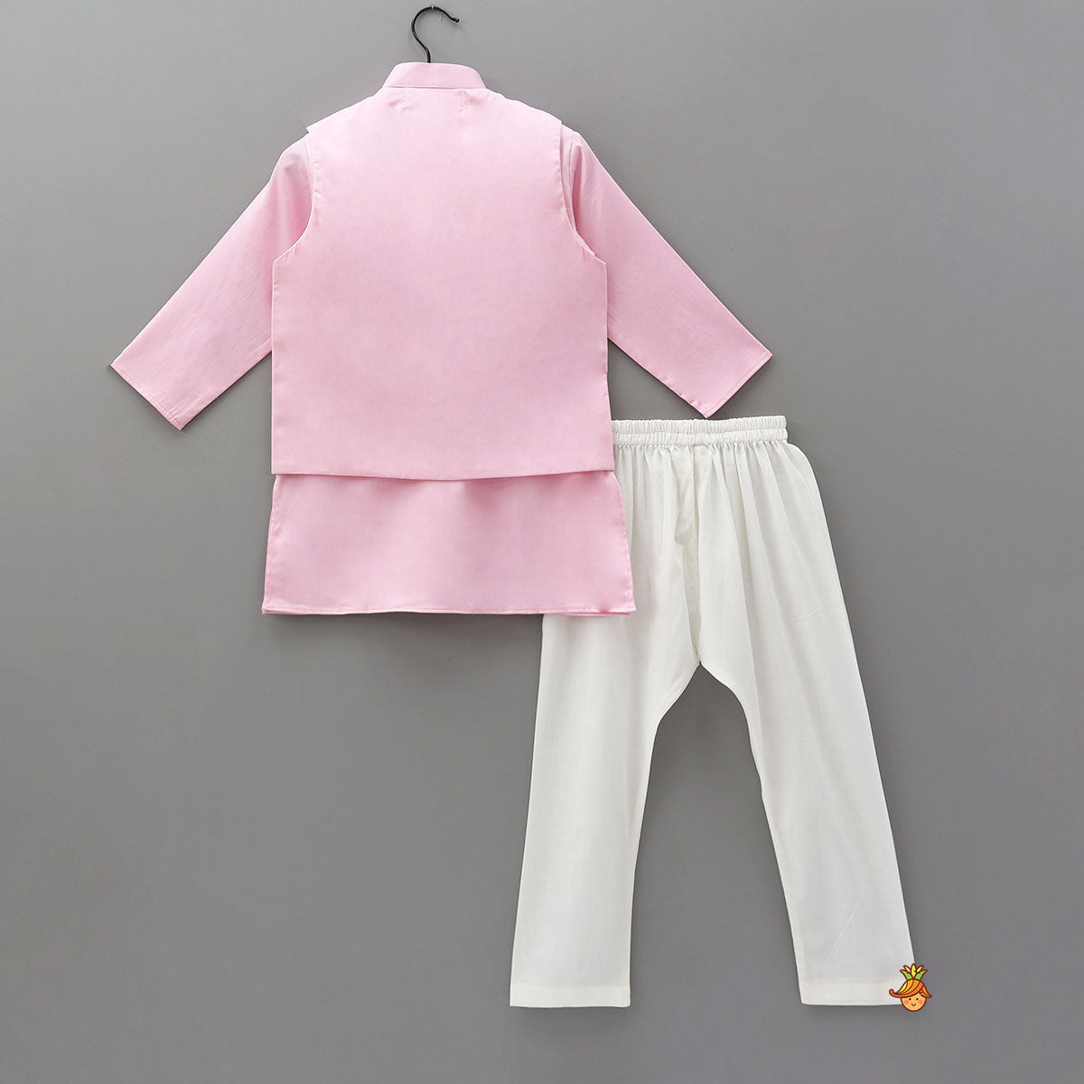 Ethnic Kurta With Heart Motif Embroidered Jacket And Churidar